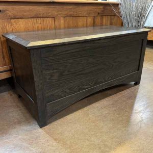 IN-STOCK - Finland Blanket Chest